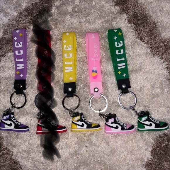 3D Keychains - Picture 15 of 15